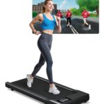Walking Pad mit APP-Steuerung, Laufband für Zuhause und Büro 2 in 1 für Smart Tech Geräte 159KG, Laufband Schreibtisch Leise mit KI-Training und Multi-Runner-Rennen
